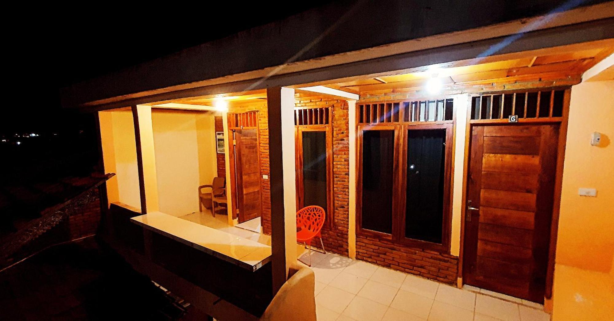 Aman'S Guesthouse Tuk Tuk Ngoại thất bức ảnh