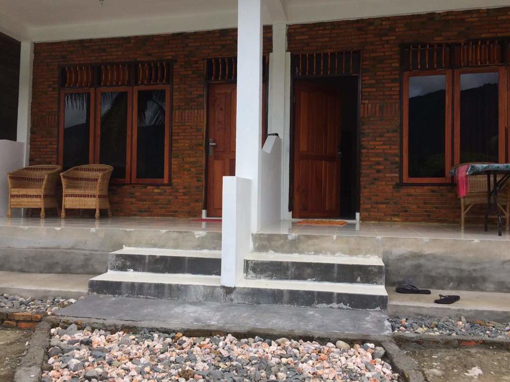Aman'S Guesthouse Tuk Tuk Ngoại thất bức ảnh